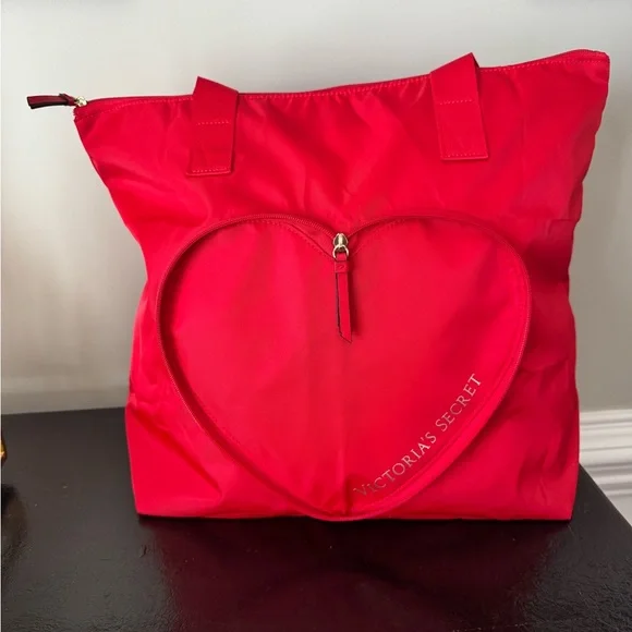 Victoria’s Secret NWT Packable Tote & Floral “Bombshell” Scarf - Picture 8 of 11